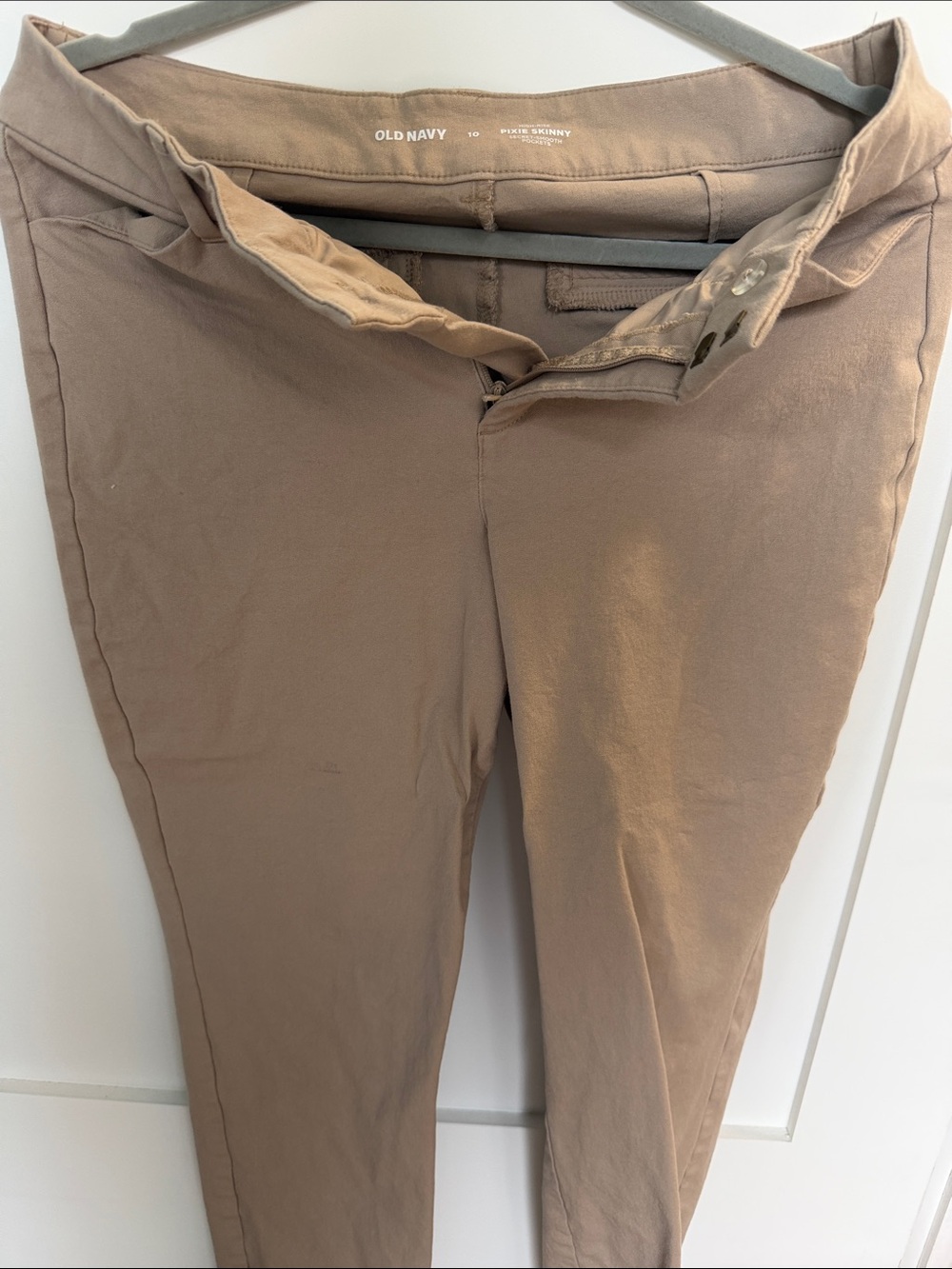 Old Navy Women's Pixie Skinny Pants - Size 10 Khaki